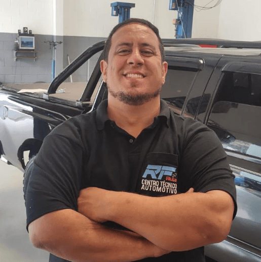 Rodrigo Ferreira — Proprietário do Centro Automotivo RF